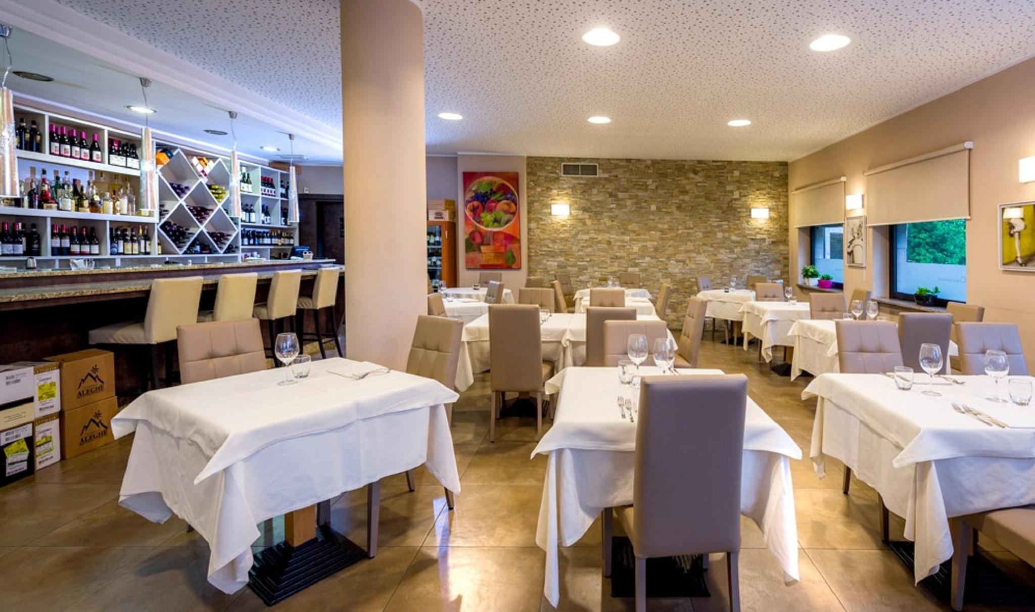 Hotel Des Alpes Rosta Luaran gambar