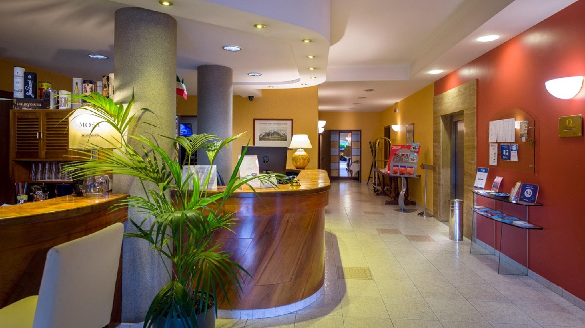 Hotel Des Alpes Rosta Luaran gambar