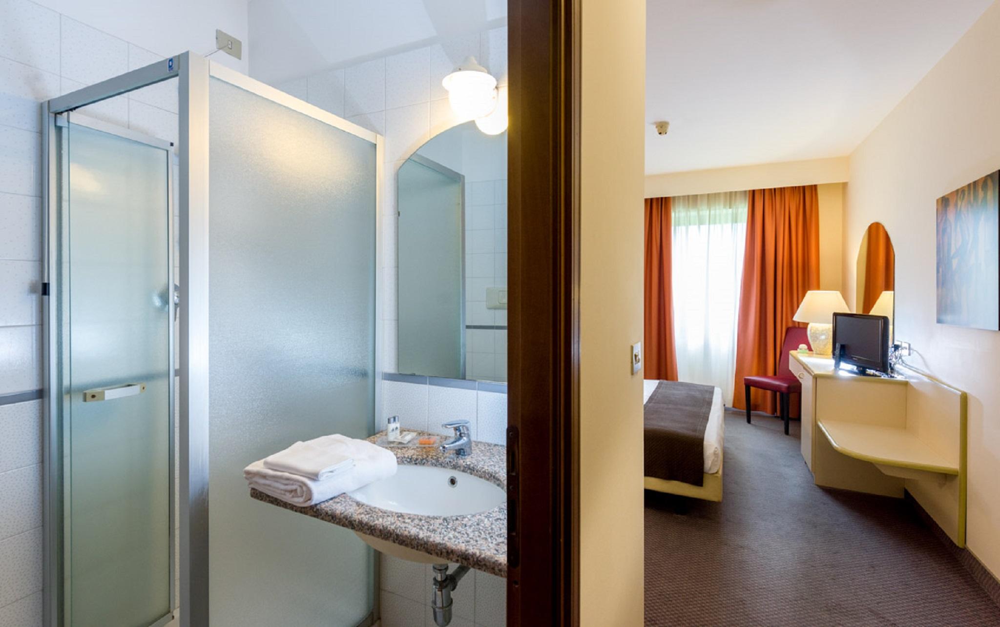 Hotel Des Alpes Rosta Luaran gambar