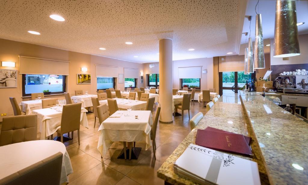 Hotel Des Alpes Rosta Luaran gambar