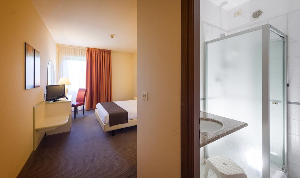 Hotel Des Alpes Rosta Luaran gambar